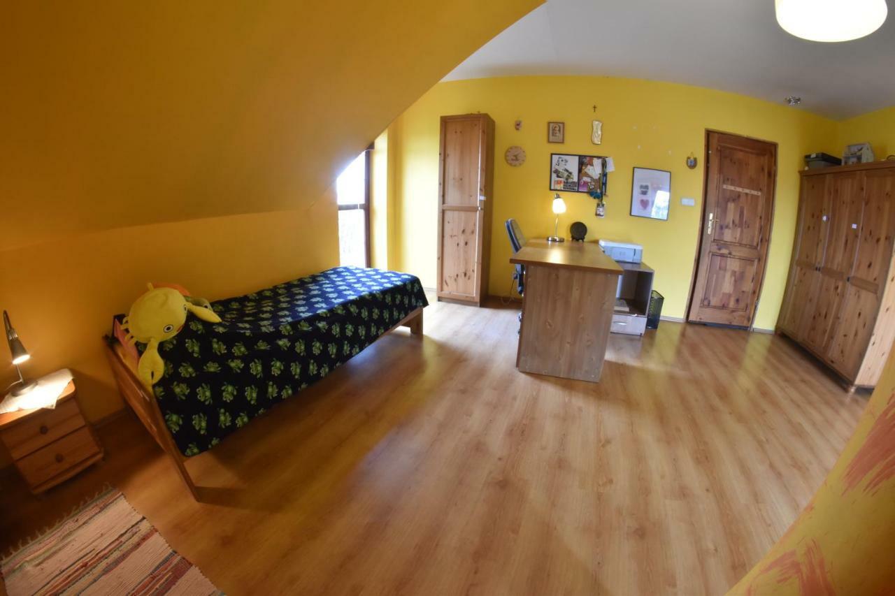Comfortable House With Garden Manki Luaran gambar